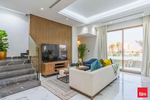 Vila di Al Furjan, Dubai, UAE 4 bilik tidur, 600 meter persegi № 698856 - foto 3