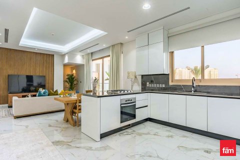 Vila di Al Furjan, Dubai, UAE 4 bilik tidur, 600 meter persegi № 698856 - foto 7