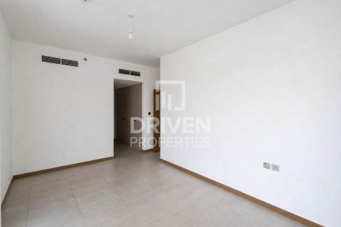 Business Bay, Dubai, UAE의 임대용 아파트 침실 3개, 176.52제곱미터 번호 745774 - 사진 14