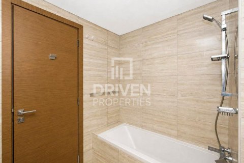 Business Bay, Dubai, UAE의 임대용 아파트 침실 3개, 176.52제곱미터 번호 745774 - 사진 22