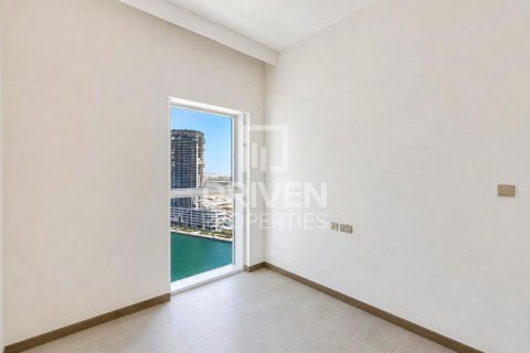 Business Bay, Dubai, UAE의 임대용 아파트 침실 3개, 176.52제곱미터 번호 745774 - 사진 7