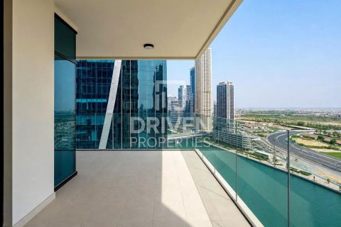 Business Bay, Dubai, UAE의 임대용 아파트 침실 3개, 176.52제곱미터 번호 745774 - 사진 26