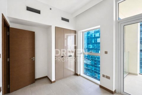 Business Bay, Dubai, UAE의 임대용 아파트 침실 3개, 176.52제곱미터 번호 745774 - 사진 12