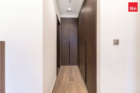 Снять в аренду квартиру в Бизнес-Бэй, Дубай, ОАЭ 1 спальня, 84м2, № 668828 - фото 11