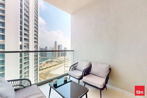 Business Bay, Dubai, UAE의 임대용 아파트 침실 2개, 75.5제곱미터 번호 668829 - 사진 1