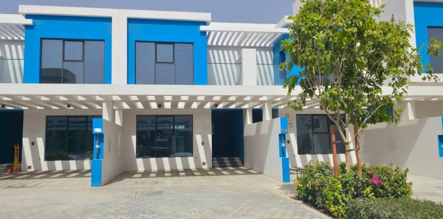 Rekkehus i Dubai, Emiratene 4 soverom, 144 kvm nr. 668830