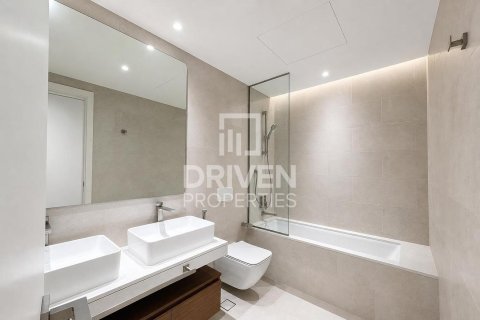 Apartmán v Umm Suqeim, Dubai, SAE 3 spálne, 183.39 m2 č. 756418 - Fotografia 12