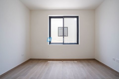 Townhouse til salg i Al Ghadeer, Abu Dhabi, UAE 2 soveværelser, 127.3 kvm № 681696 - foto 14