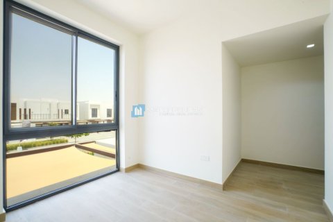 Townhouse til salg i Al Ghadeer, Abu Dhabi, UAE 2 soveværelser, 127.3 kvm № 681696 - foto 12