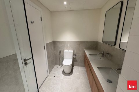 Apartman u Dubai, UAE 2 spavaćih soba, 130.2 m2 Br. 705740 - fotografija 15