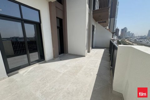 Apartman u Dubai, UAE 2 spavaćih soba, 130.2 m2 Br. 705740 - fotografija 16
