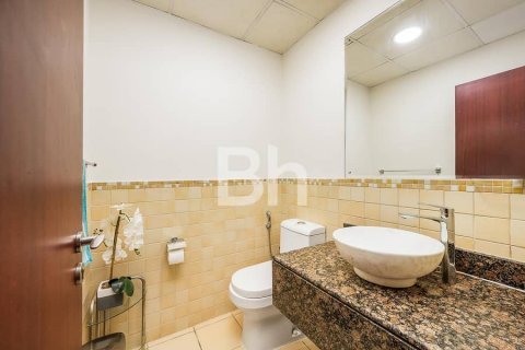 Apartamento para arrendamento em Jumeirah Beach Residence, Dubai, EAU 1 quarto, 98 m2 № 643156 - foto 10