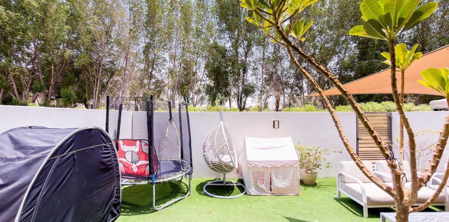 Villa i Arabian Ranches 2, Dubai, UAE 3 soveværelser, 204.57 kvm № 741157
