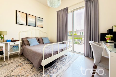 Villa til leje i Arabian Ranches 2, Dubai, UAE 3 soveværelser, 204.57 kvm № 741157 - foto 13