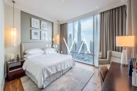 Apartment til leje i Downtown Dubai (Downtown Burj Dubai), Dubai, UAE 3 soveværelser, 185.15 kvm № 637739 - foto 14