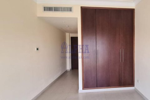Townhouse sa Al Hamra Village, Ras Al Khaimah, UAE 3 silid-tulugan, 255 sq.m. № 699584 - larawan 13