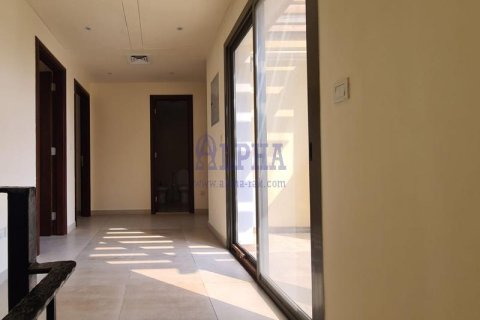 Townhouse sa Al Hamra Village, Ras Al Khaimah, UAE 3 silid-tulugan, 255 sq.m. № 699584 - larawan 11