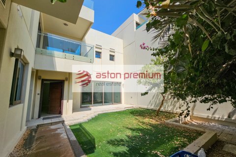 Villa en venta en The Sustainable City, Dubai, EAU 3 dormitorios, 315.9 m2 № 639149 - foto 1