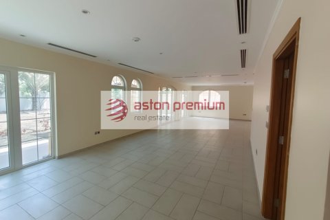Jumeirah Park, Dubai, संयुक्त अरब अमीरात में विला, 5 बेडरूम, 435.6 वर्ग मीटर, संख्या 639147 - फ़ोटो 12