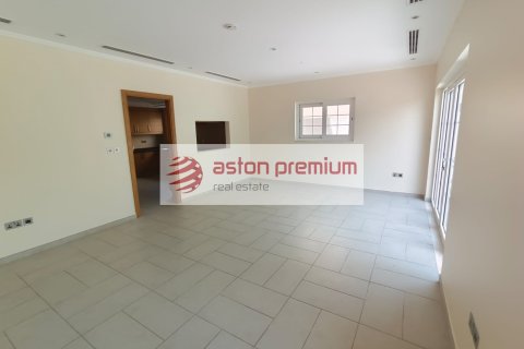 Jumeirah Park, Dubai, संयुक्त अरब अमीरात में विला, 5 बेडरूम, 435.6 वर्ग मीटर, संख्या 639147 - फ़ोटो 9