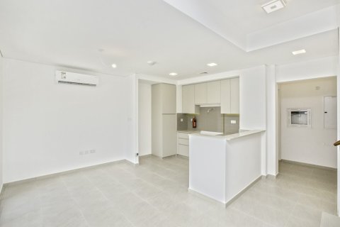 Townhouse de vânzare în Town Square, Dubai, EAU 3 dormitoare, 188 mp. №719676 - poză 2
