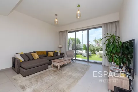 Vilë në Dubai Hills Estate, Emiratet e Bashkuara Arabe 3 dhoma gjumi, 288 m2. № 649615 - Foto 7