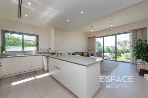 Vilë në Dubai Hills Estate, Emiratet e Bashkuara Arabe 3 dhoma gjumi, 288 m2. № 649615 - Foto 12