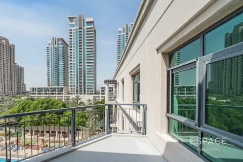 דירה למכירה ב The Views, Dubai, איחוד האמירויות  2 חדרי שינה, 140 מ"ר, מספר 649617 - תמונה 17
