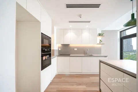 דירה למכירה ב The Views, Dubai, איחוד האמירויות  2 חדרי שינה, 140 מ"ר, מספר 649617 - תמונה 5