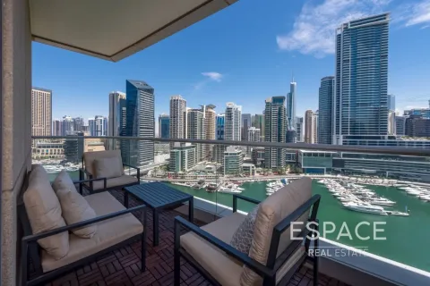 Dzīvoklis Dubai Marinajā, AAE 3 istabas, 195 m2 Nr. 738088