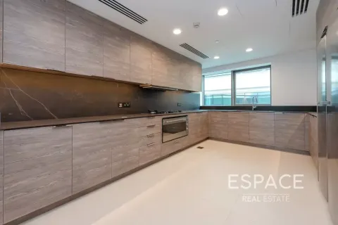 آپارتمان برای فروش در  Palm Jumeirah، Dubai، امارات متحده عربی  4 خوابه ، 697 متر مربع ، شماره 738085 - تصویر 9