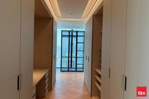 Appartement te huur in Al Sufouh, Dubai, VAE 4 slaapkamers, 470.2 vr.m., nr 669934 - foto 10