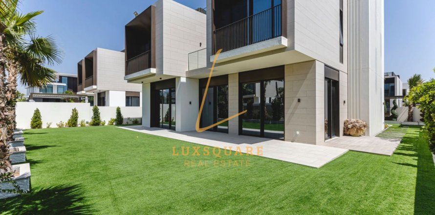 Vila u gradu Dubai Hills Estate, UAE 5 spavaće sobe, 660 m2 Br. 757912