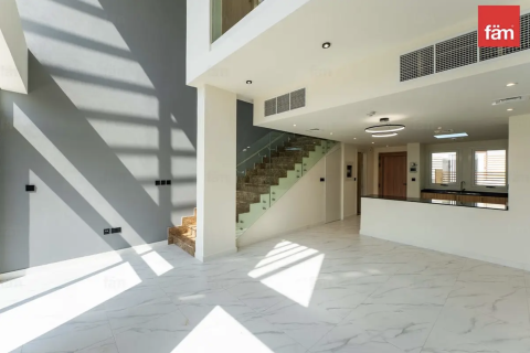 Shtëpi në qytet në Dubai, Emiratet e Bashkuara Arabe 2 dhoma gjumi, 79.3 m2. № 726705 - Foto 8