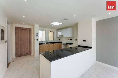 Shtëpi në qytet në Dubai, Emiratet e Bashkuara Arabe 2 dhoma gjumi, 79.3 m2. № 726705 - Foto 13
