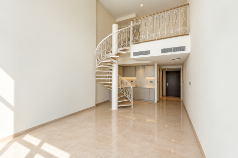 Apartment in Jumeirah Lake Towers, Dubai, UAE 1 bedroom, 59.43 sq.m. № 748705 - photo 11