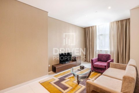 Apartemen di Business Bay, Dubai, UEA 3 kamar tidur, 150 m2 nomor 655291 - foto 2