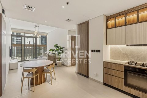 Lägenhet uthyres i Business Bay, Dubai, UAE 2 sovrum, 102.66 kvm Nr. 757285 - fotografi 1