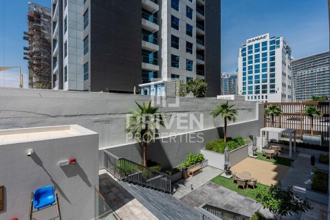Lägenhet uthyres i Business Bay, Dubai, UAE 2 sovrum, 102.66 kvm Nr. 757285 - fotografi 14