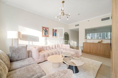 Apartment in Downtown Dubai (Downtown Burj Dubai), UAE 2 bedrooms, 140 sq.m. № 756452 - photo 3