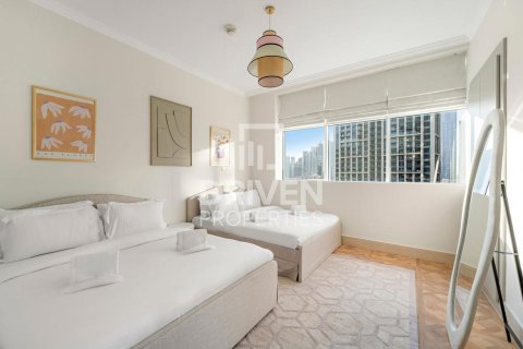 Apartment in Downtown Dubai (Downtown Burj Dubai), UAE 2 bedrooms, 140 sq.m. № 756452 - photo 11