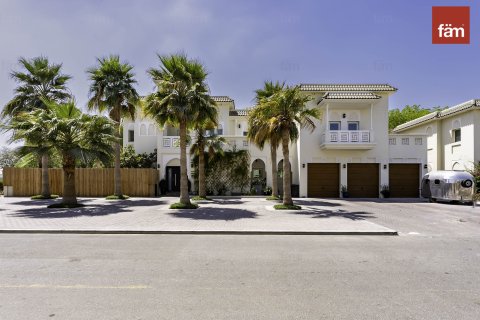 Villa in Al Furjan, Dubai, UAE 6 bedrooms, 875 sq.m. № 721024