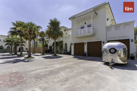 Villa en venta en Al Furjan, Dubai, EAU 6 dormitorios, 875 m2 № 721024 - foto 26