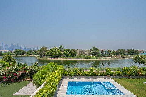 Villa en Jumeirah Park, Dubai, EAU 5 dormitorios, 674.21 m² № 749923
