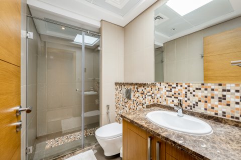 Üürile anda villa asukohaga Jumeirah Park, Dubai, AÜE: 5 magamistoaga, 674.21 m² Nr 749923 - pilt 11