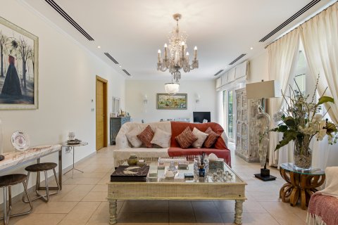 Üürile anda villa asukohaga Jumeirah Park, Dubai, AÜE: 5 magamistoaga, 674.21 m² Nr 749923 - pilt 5