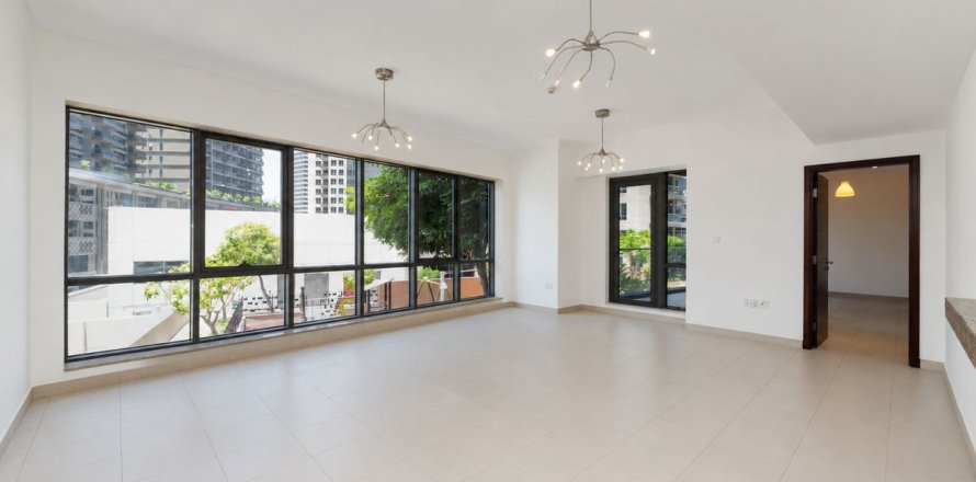Huoneisto Downtown Dubai (Downtown Burj Dubai), Arabiemiraatit 2 makuuhuonetta, 134.1 m2 № 719848