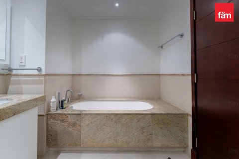 Huoneisto Downtown Dubai (Downtown Burj Dubai), Arabiemiraatit 2 makuuhuonetta, 134.1 m2 № 719848 - kuva 14