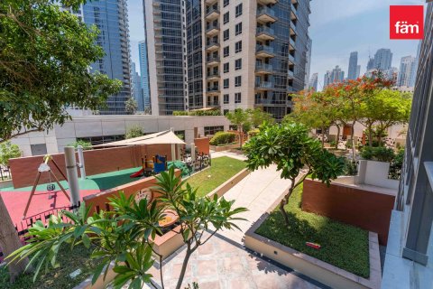 Huoneisto Downtown Dubai (Downtown Burj Dubai), Arabiemiraatit 2 makuuhuonetta, 134.1 m2 № 719848 - kuva 18