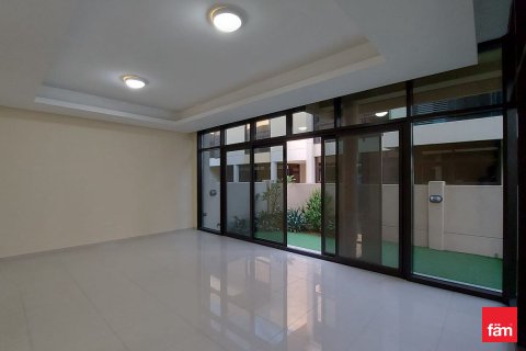 Kaupunkipientalo Dubai, Arabiemiraatit 3 makuuhuonetta, 253 m2 № 719850 - kuva 7